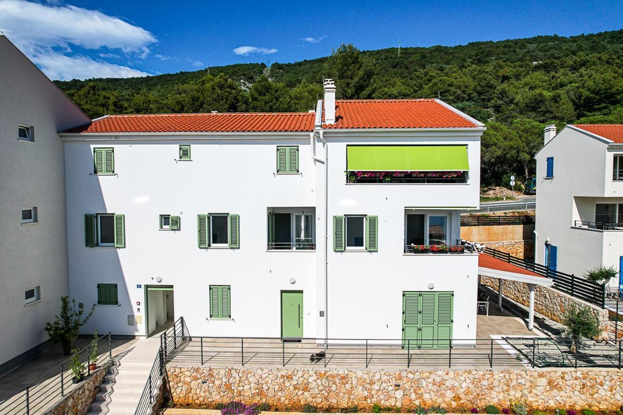 Apartment Perlitto Крес Екстериор снимка